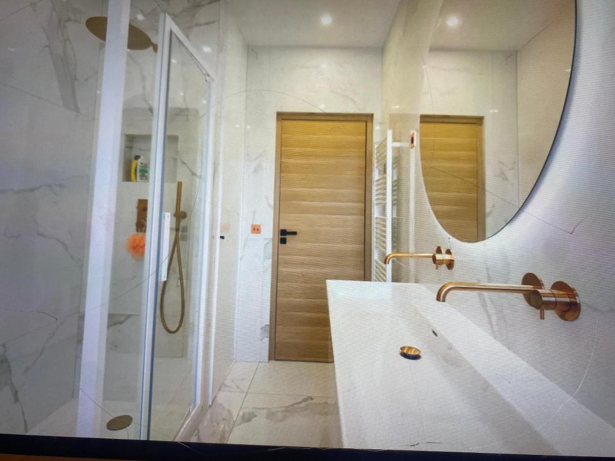 Appartement Avec Terrasse Centre-Ville Croisette Cannes Exterior foto
